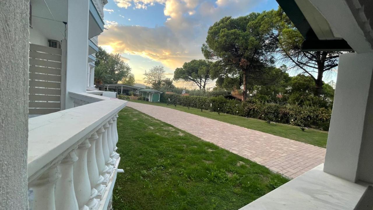 וורוורו Diaporos Hotel מראה חיצוני תמונה