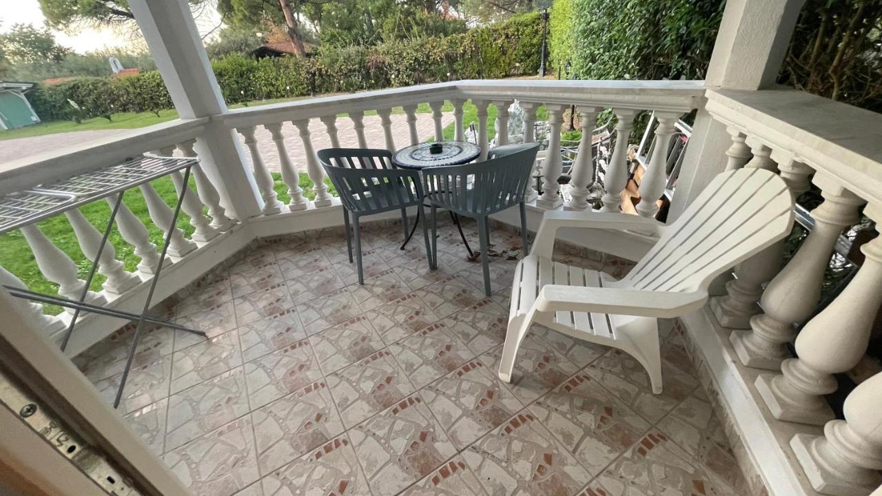 וורוורו Diaporos Hotel מראה חיצוני תמונה