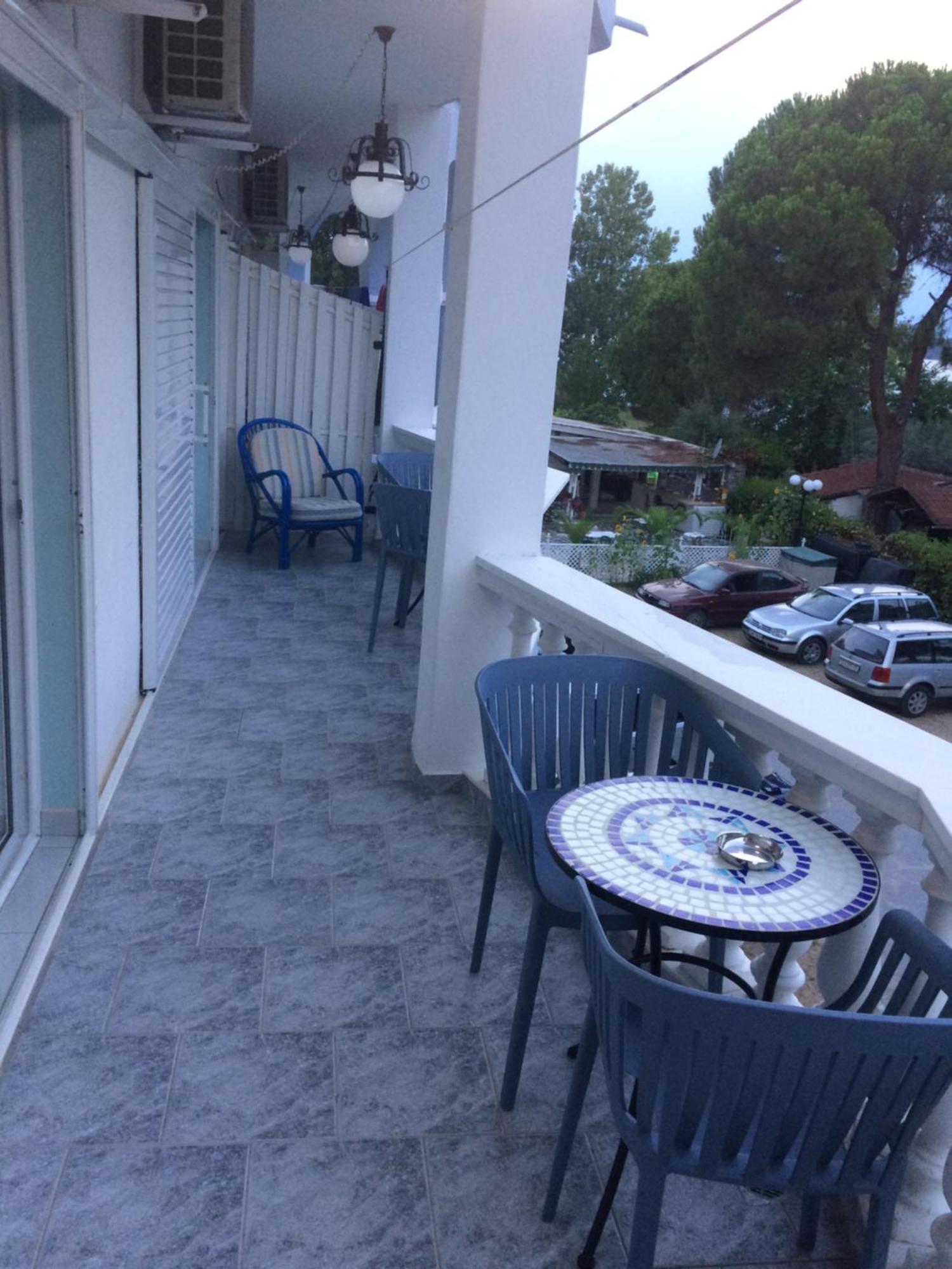 וורוורו Diaporos Hotel חדר תמונה