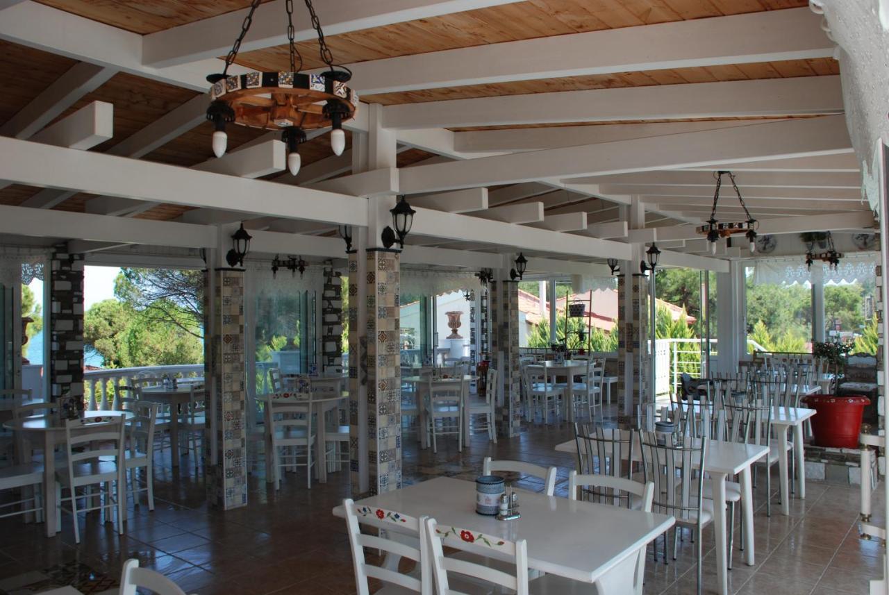 וורוורו Diaporos Hotel מראה חיצוני תמונה
