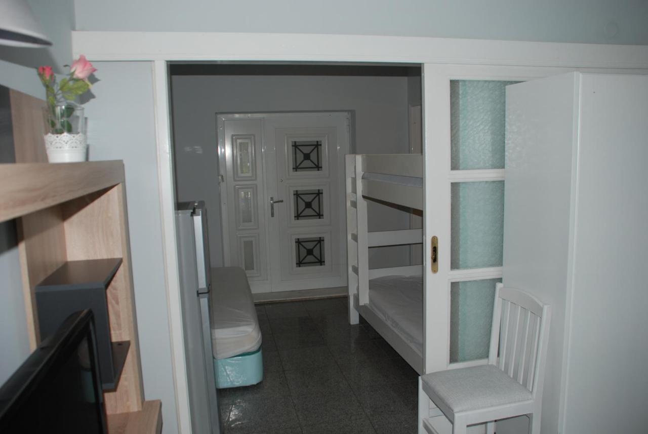 וורוורו Diaporos Hotel מראה חיצוני תמונה